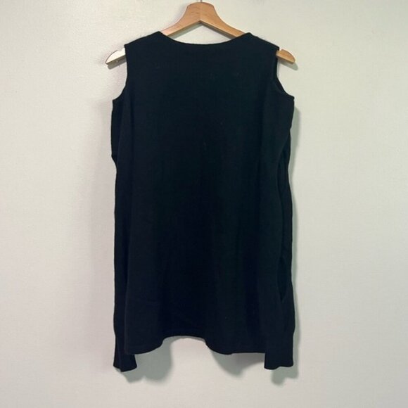 Aqua Cashmere Women’s Black Cold Shoulder Sweater – Size L - Picture 2 of 10